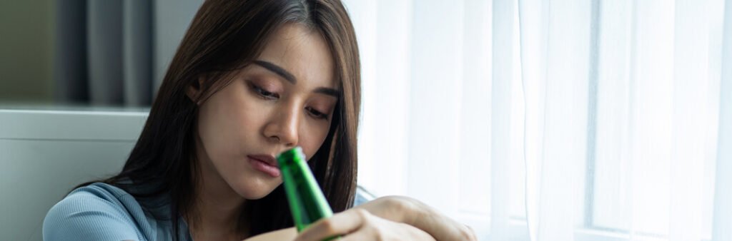 Hindari Mengonsumsi Alkohol dan Rokok